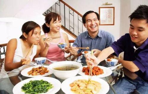 优雅吃瓜礼仪示范,品味生活，礼仪先行