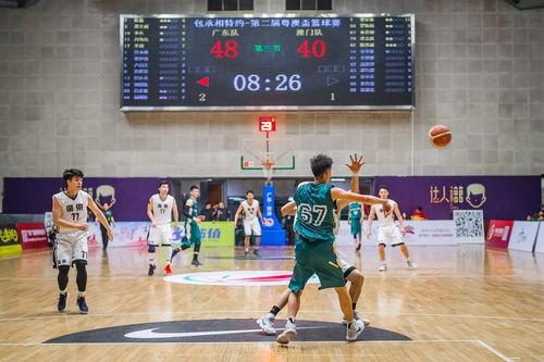 富宁篮球赛吃瓜,激情四溢，吃瓜群众围观精彩瞬间